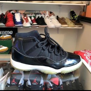 Air Jordan 11